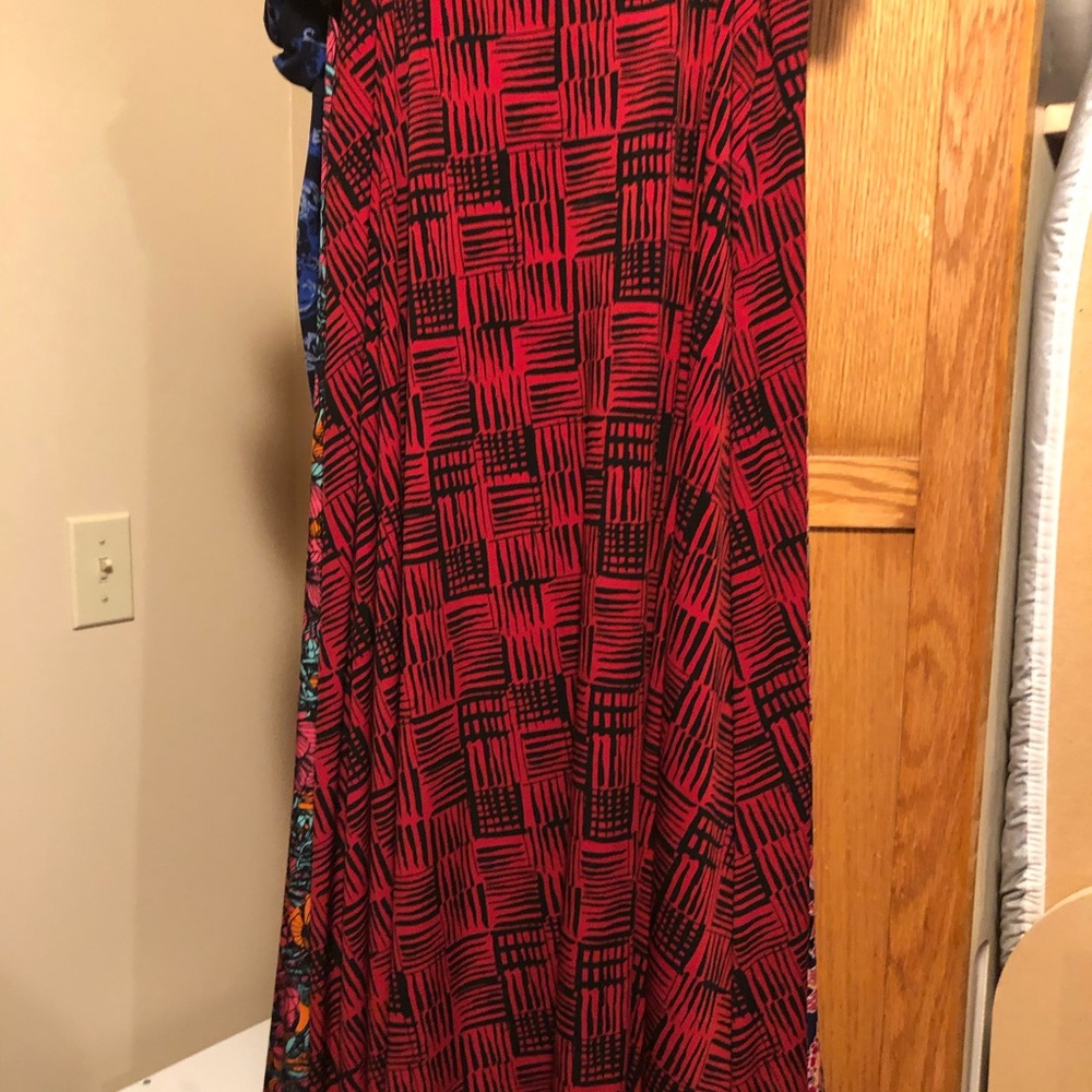 M LuLaRoe Maxi